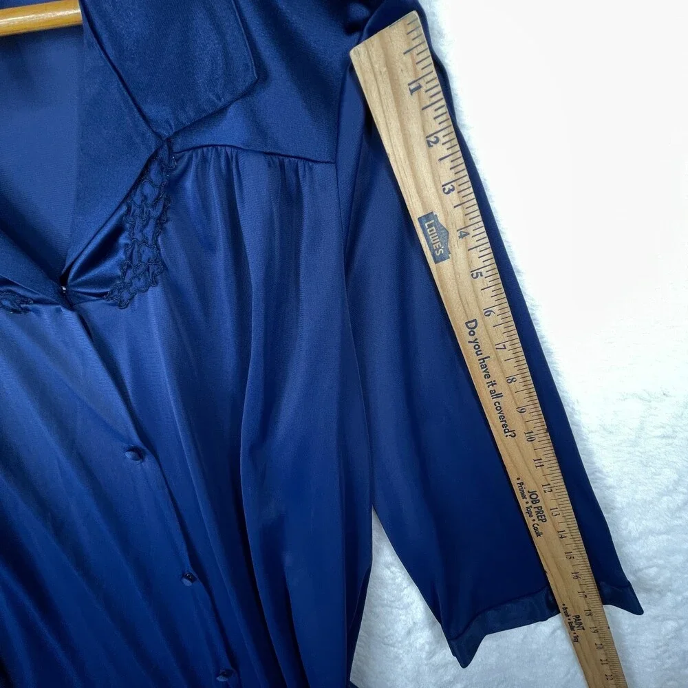 Vanity Fair Womens Large Nylon Silky Nightgown Robe Blue Button Front Lace Trim